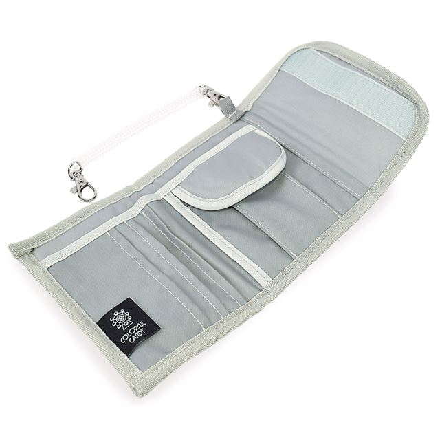 カラフルキャンディスタイルの財布。子供用で、三つ折りで子供用。小学生に人気のキッズウォレット。男の子と女の子兼用で大活躍。