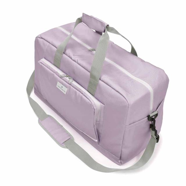 カラフルキャンディスタイルのボストンバッグ。スポーツ合宿や部活動、林間学校、修学旅行はもちろん、アウトドアや防災用としても大活躍。