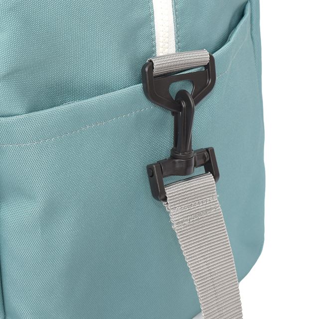 カラフルキャンディスタイルのボストンバッグ。スポーツ合宿や部活動、林間学校、修学旅行はもちろん、アウトドアや防災用としても大活躍。