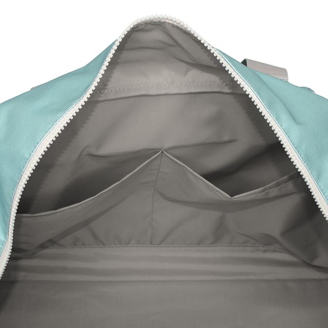 カラフルキャンディスタイルのボストンバッグ。スポーツ合宿や部活動、林間学校、修学旅行はもちろん、アウトドアや防災用としても大活躍。