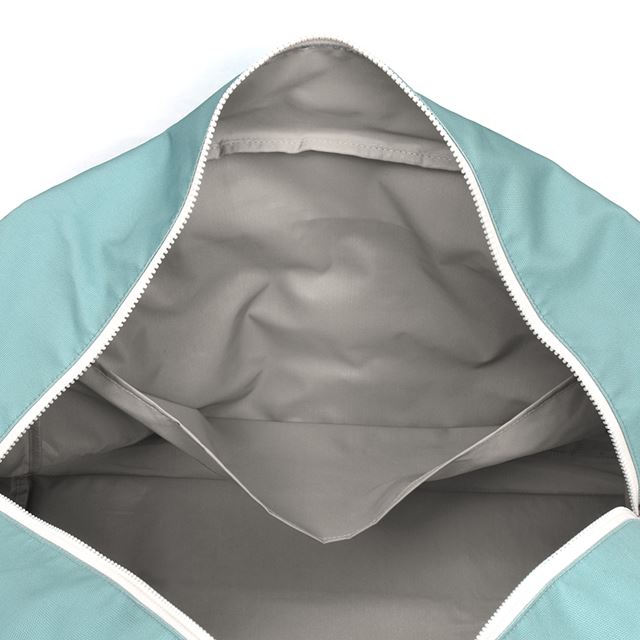 カラフルキャンディスタイルのボストンバッグ。スポーツ合宿や部活動、林間学校、修学旅行はもちろん、アウトドアや防災用としても大活躍。