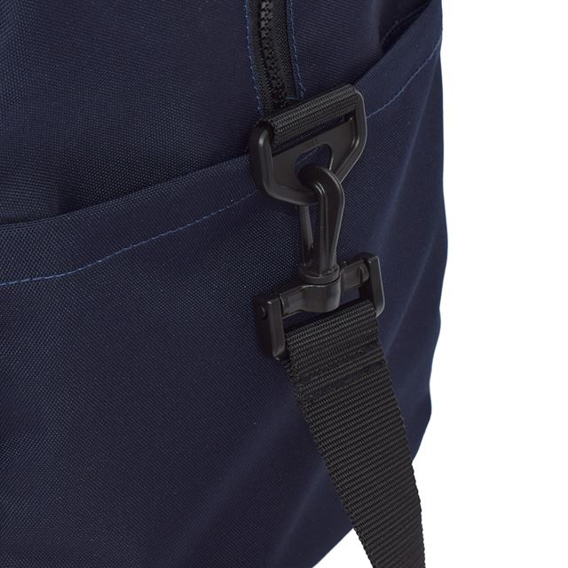 カラフルキャンディスタイルのボストンバッグ。スポーツ合宿や部活動、林間学校、修学旅行はもちろん、アウトドアや防災用としても大活躍。