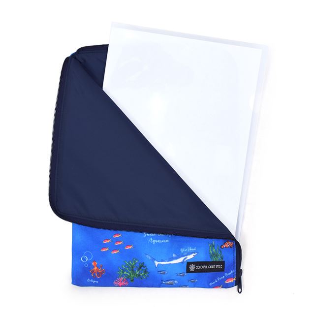 カラフルキャンディスタイルの連絡袋(A4サイズ)。A4クリアファイル、プリント類をすっきり収納。内側に中身が見えるメッシュポケット付き