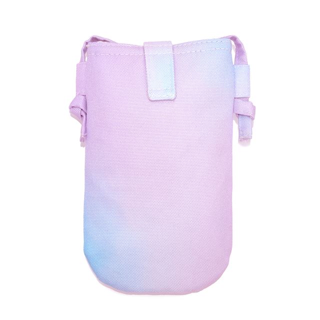 やわらかく軽やかな、おしゃれ「はっ水」スマホショルダー。キッズの自由な行動や成長をサポート！もっと身軽に、安心して、アクティブに動き回ることができる新定番ポシェットです。