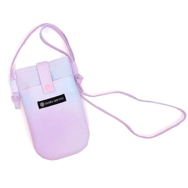 やわらかく軽やかな、おしゃれ「はっ水」スマホショルダー。キッズの自由な行動や成長をサポート！もっと身軽に、安心して、アクティブに動き回ることができる新定番ポシェットです。