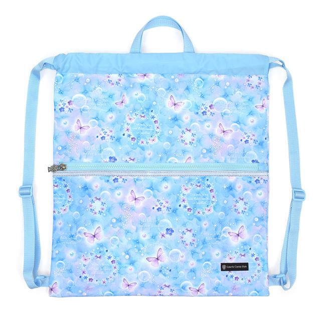 カラフルキャンディスタイルのナップサック。リュックにも手提げにも使える2WAY仕様。前面には便利なファスナー付きポケットを搭載。