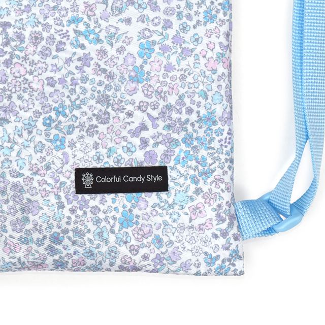 カラフルキャンディスタイルのナップサック。リュックにも手提げにも使える2WAY仕様。前面には便利なファスナー付きポケットを搭載。