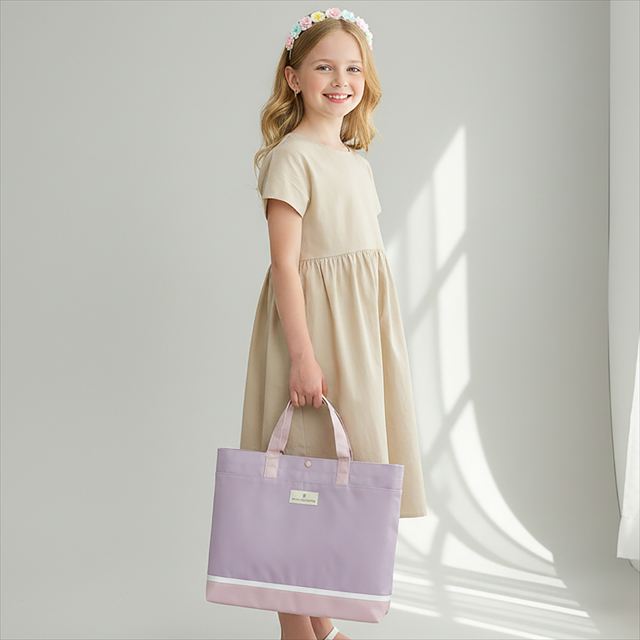 カラフルキャンディスタイルの入園入学4点セット。男の子・女の子兼用で、レッスンバッグ・シューズケース・巾着袋など、通園・通学に大活躍アイテム満載。