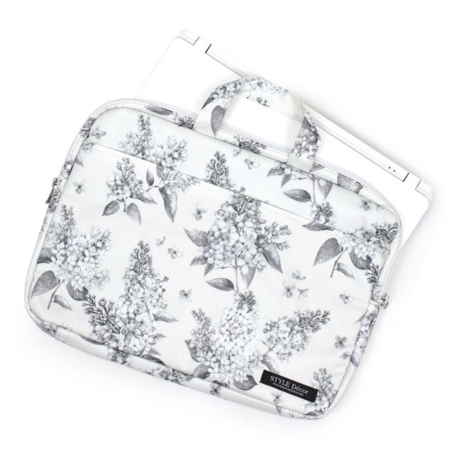 スタイルデコールのPCケース。ノートパソコンが収納できる、かわいいカバー。北欧やボタニカルなど、おしゃれな柄がたくさん。