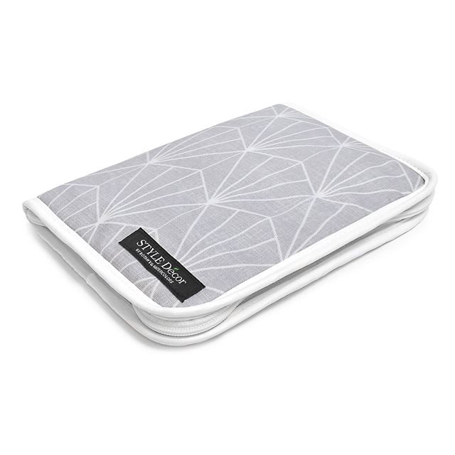 ゆうパケット対応 アウトレット マルチケース 母子手帳ケース ファスナータイプ シルバーライト