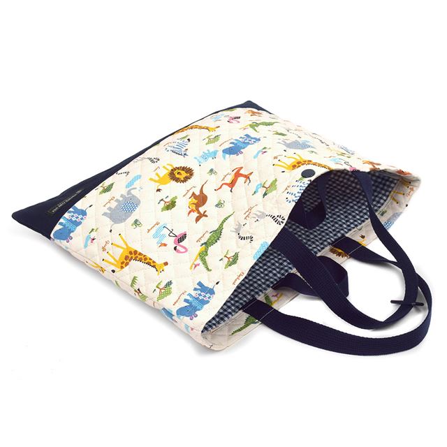 アウトレット レッスンバッグ キルティング(ループ付き) サバンナ横断どうぶつ大行進(生成)