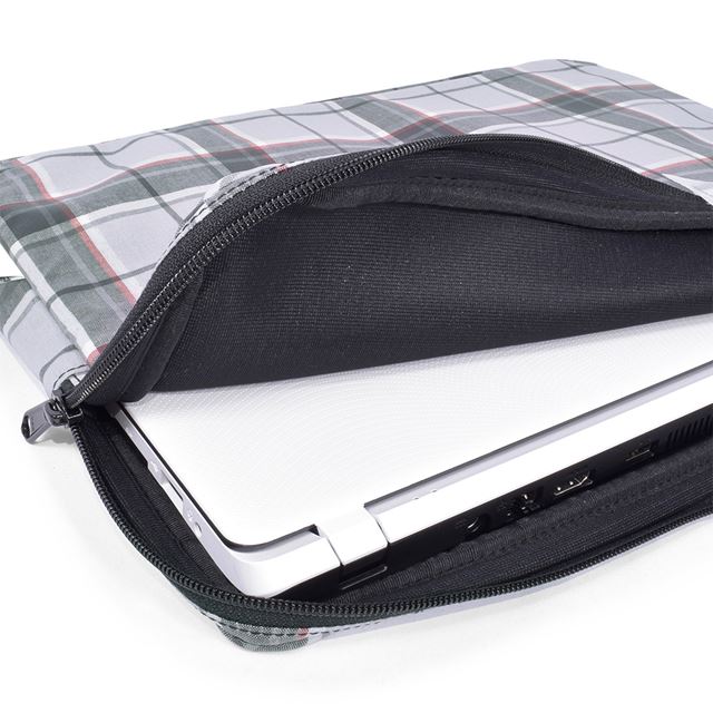 アウトレット LAURA ASHLEY パソコンケース 13.3インチ Highland check