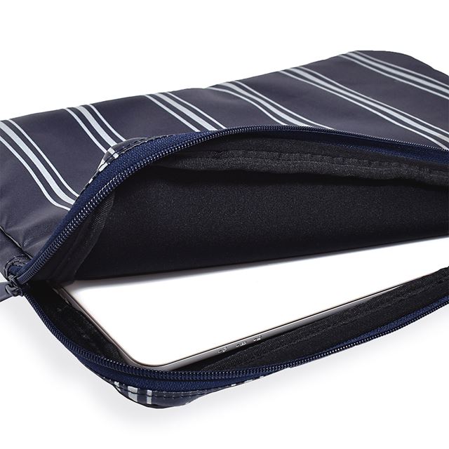 アウトレット LAURA ASHLEY パソコンケース 13.3インチ Farnworth Stripe