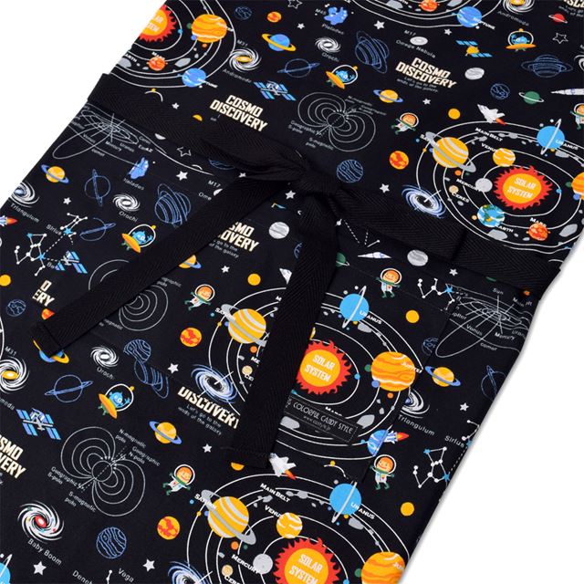 アウトレット 子どもエプロン(130～160cm) 太陽系惑星とコスモプラネタリウム(ブラック)