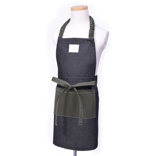 アウトレット 抗ウイルス・抗菌子どもエプロン(100～120cm) ブラック