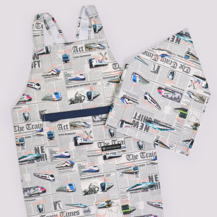 カラフルキャンディスタイルの三角巾付きキッズエプロン。子供用で、かぶるだけのバッククロスタイプ。男の子と女の子兼用で大活躍。