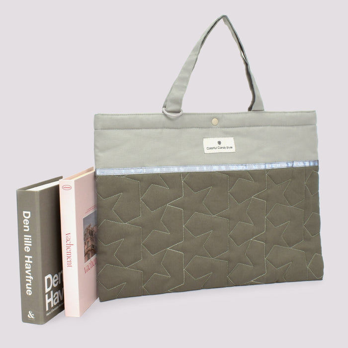 カラフルキャンディスタイルのマチ付きレッスンバッグ。丈夫なキルティング素材の手提げバッグ。男の子と女の子兼用で通園・通学でも大活躍。