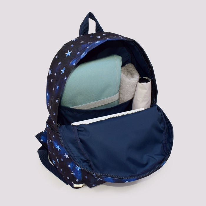 カラフルキャンディスタイルのレジャーシート。こども1人用のコンパクトサイズ。男の子と女の子兼用で運動会、遠足などで大活躍。