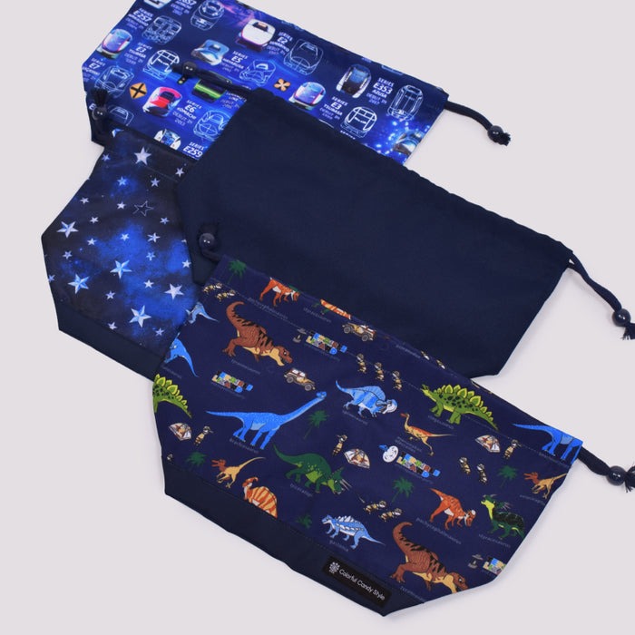 カラフルキャンディスタイルのお弁当袋。子供用で、お弁当箱やお箸が入るかわいいマチ付き巾着袋。男の子と女の子兼用で大活躍。