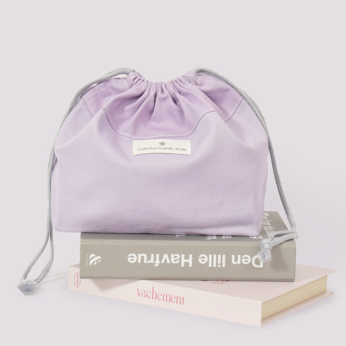 カラフルキャンディスタイルのお弁当袋。子供用で、お弁当箱やお箸が入るかわいいマチ付き巾着袋。男の子と女の子兼用で大活躍。