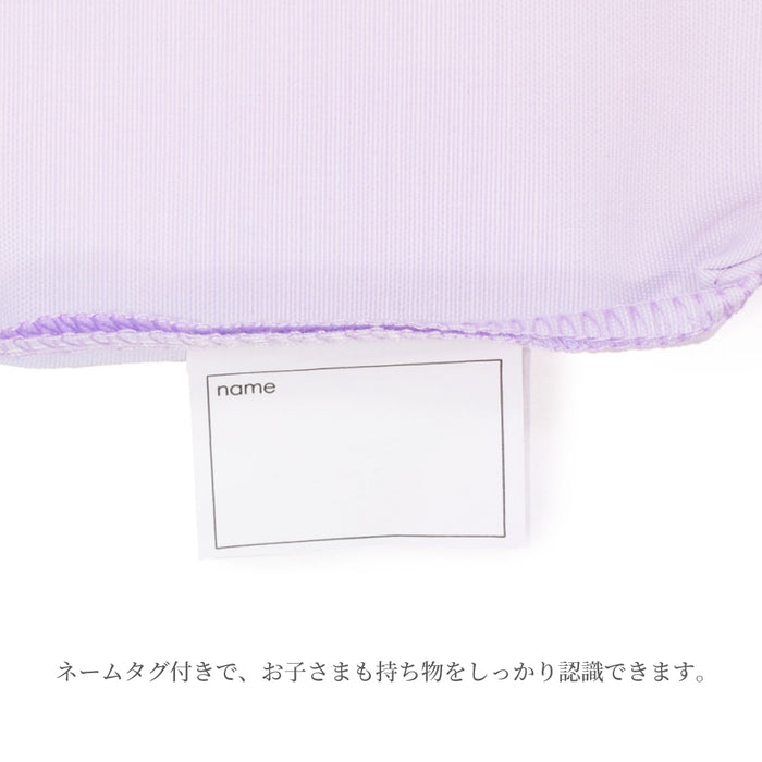 カラフルキャンディスタイルのコップ袋。持ち手付きのコップがすっぽり入り、楽に出し入れできます。かわいいマチ付きミニ巾着です。