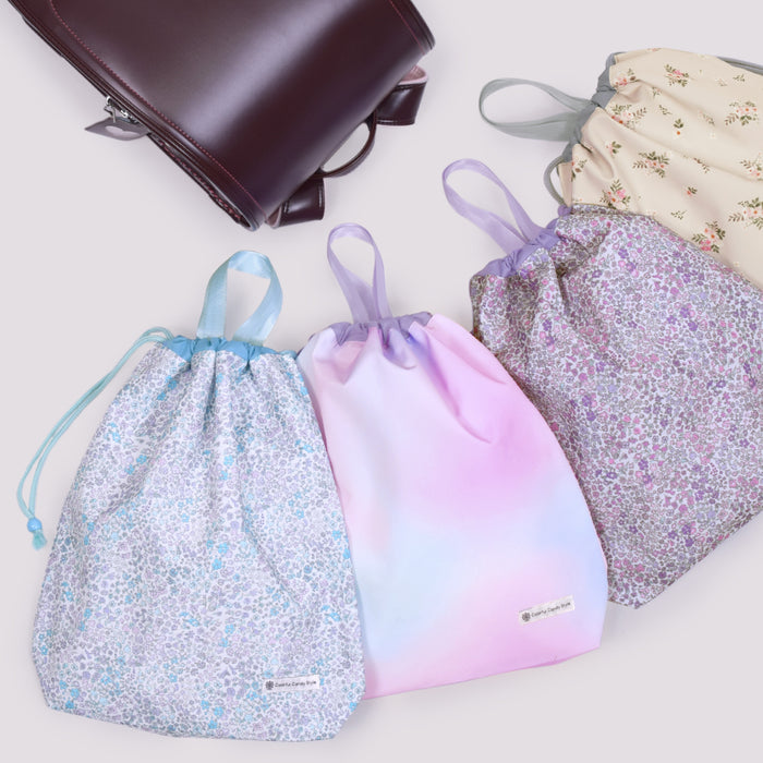 カラフルキャンディスタイルの体操服袋。子供用で、体操服やお着替えが入る巾着袋。男の子と女の子兼用で大活躍。