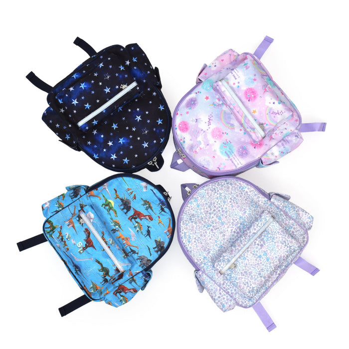 カラフルキャンディスタイルの通園リュック。子供用の大容量タイプ。男の子と女の子兼用で旅行、遠足で大活躍。