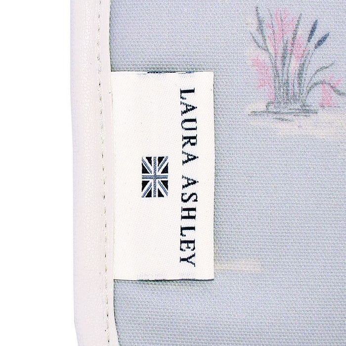 LAURA ASHLEY mother and child notebook case (zipper type) Swans 