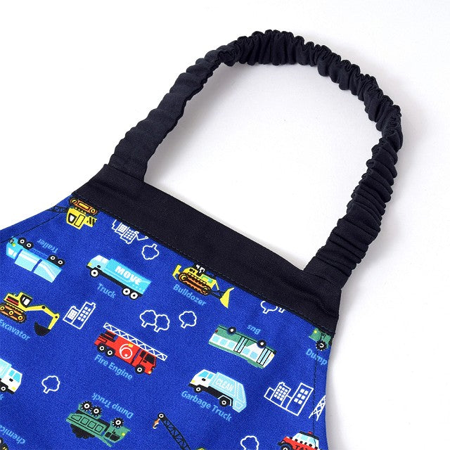 カラフルキャンディスタイルの三角巾付きキッズエプロン。子供用で、着脱簡単。男の子と女の子兼用で、家庭科の授業やお手伝いで大活躍。