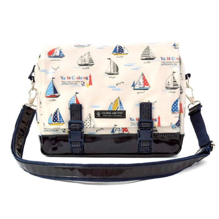 [SALE: 80% OFF] Shoulder bag middle type Yacht cruising in the sea breeze 