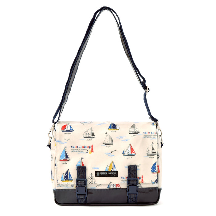 [SALE: 80% OFF] Shoulder bag middle type Yacht cruising in the sea breeze 