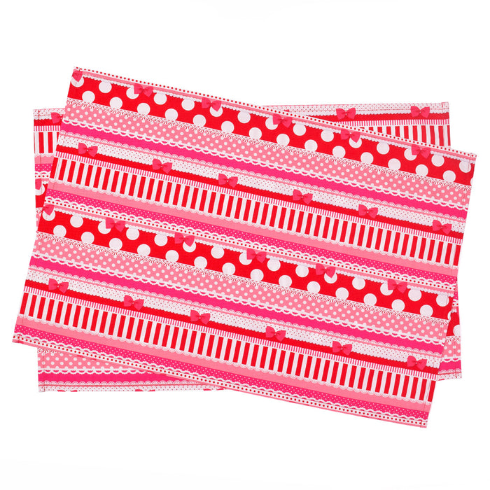 カラフルキャンディスタイルのランチョンマット。綿の布製で、便利な子供用大きめタイプ。男の子と女の子兼用で給食でも大活躍。