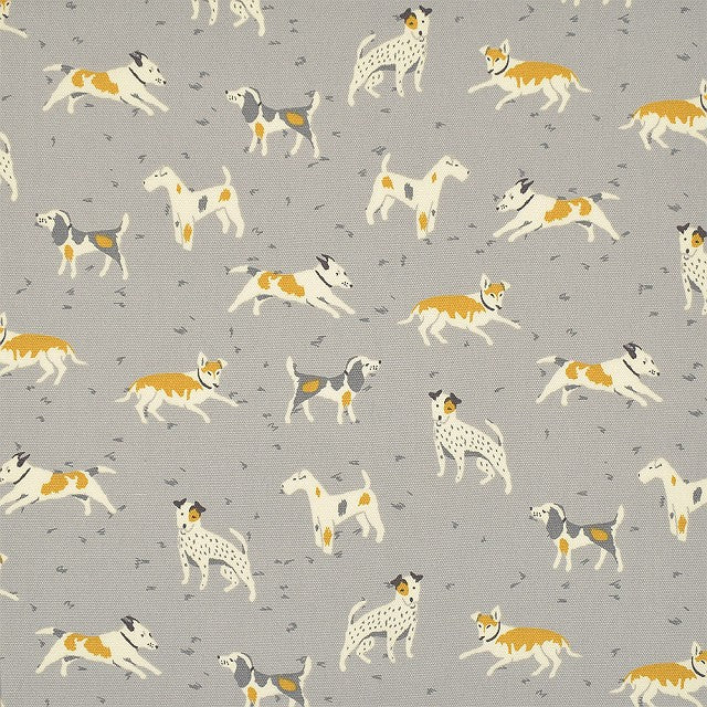 LAURA ASHLEY エプロン(150～160)三角巾付き DOGS