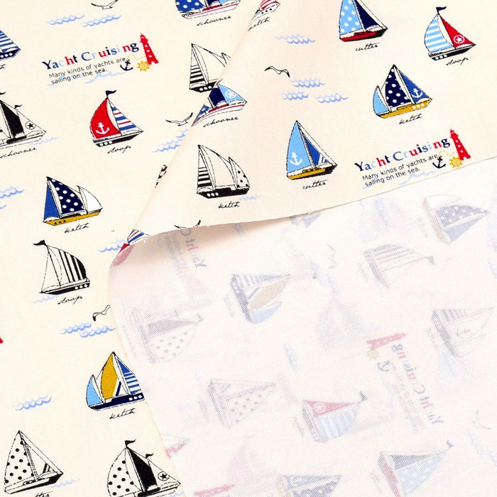 Yu-packet yacht cruising ox fabric swayed by the sea breeze 